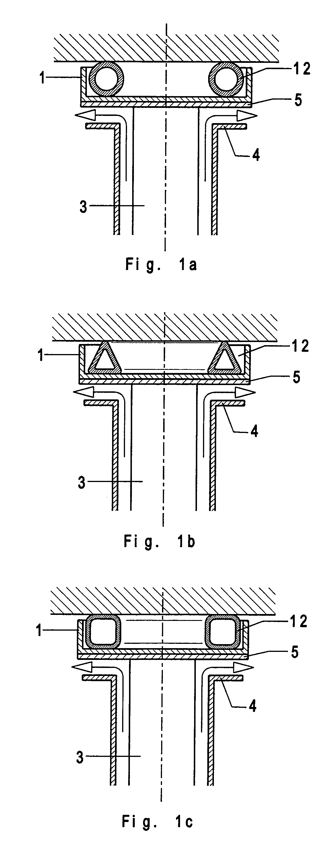 Valve arrangement for a vacuum pump