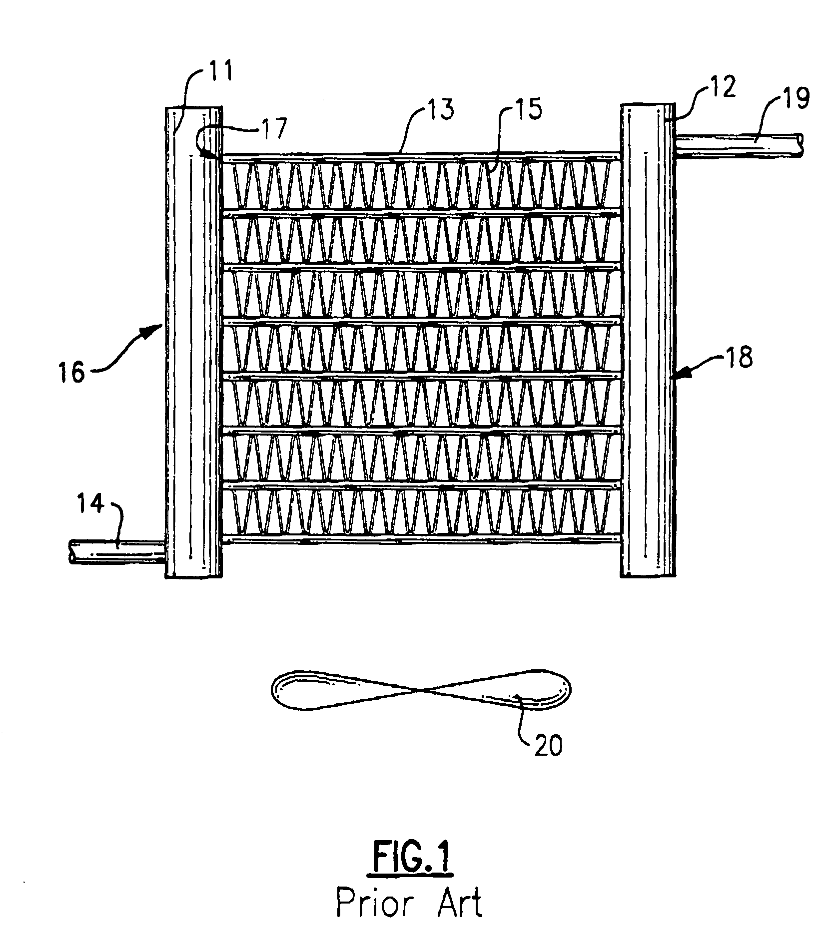 Parallel flow evaporator with non-uniform characteristics