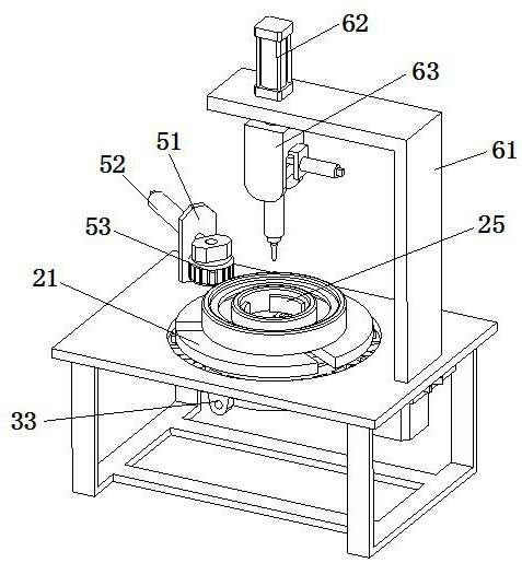 Automatic punching device for tire mold