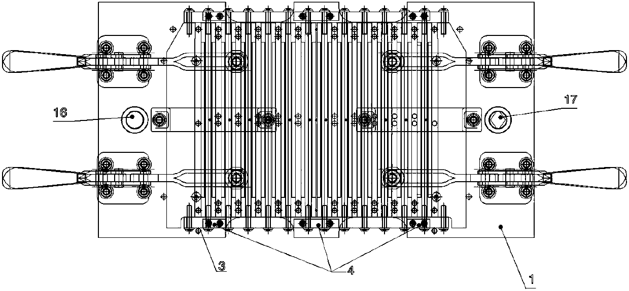 Clamp for quickly assembling middle bakelite assembly