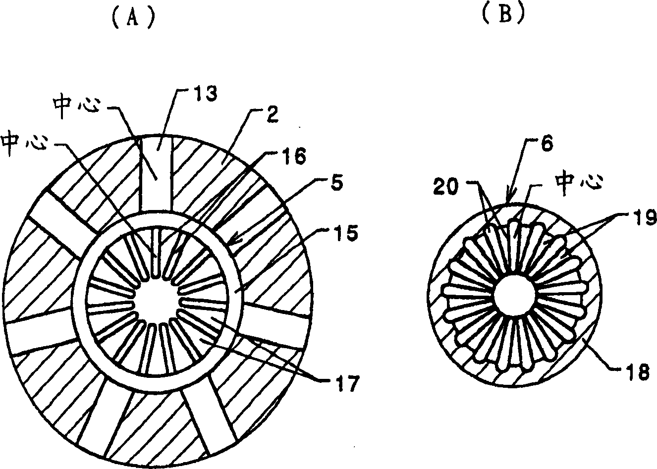 Weft throwing nozzle of fluid spraying type weaving machine