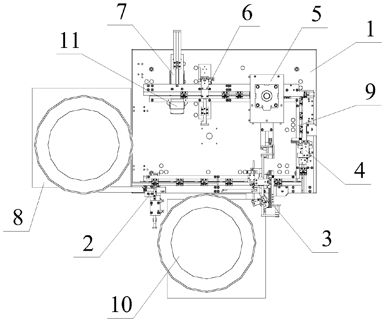 A kind of interface automatic assembly equipment