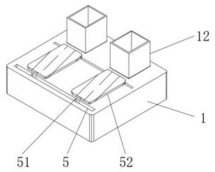 Automatic-sticking anti-slip tape device