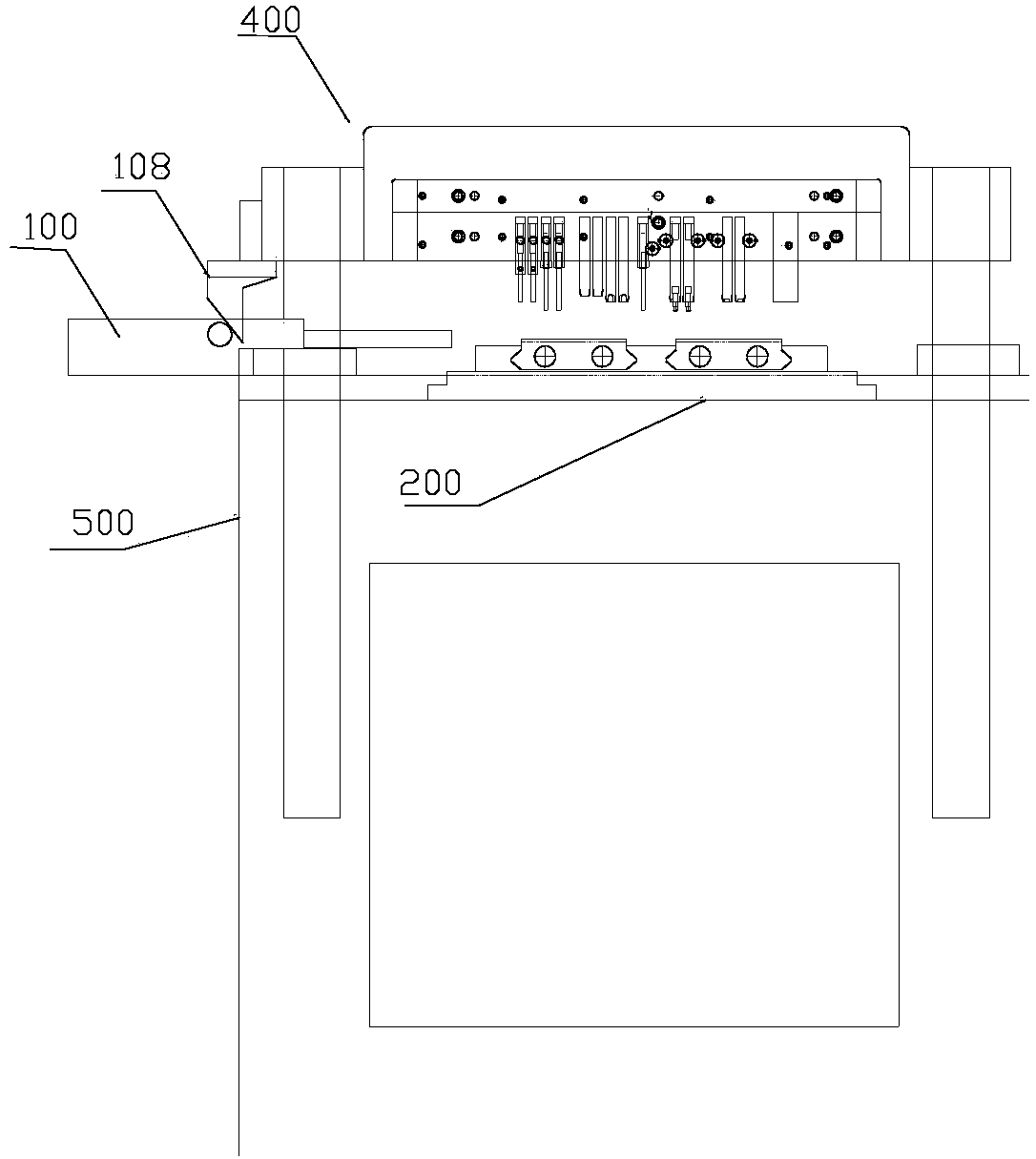 Push plate coordination location chain assembly device