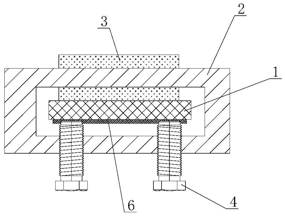 Safety protection device of lifting belt or traction belt and use method of safety protection device