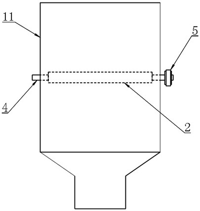 Special compound feed for freshwater fish and production equipment thereof