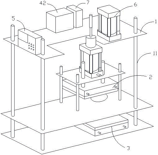 Plastics sucking molding machine and plastics sucking molding method