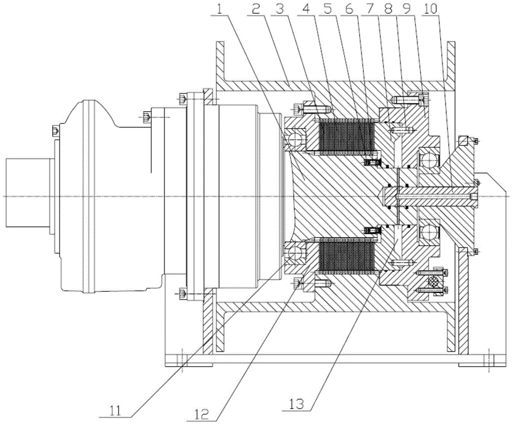 A winch clutch with wear compensation function and using method thereof