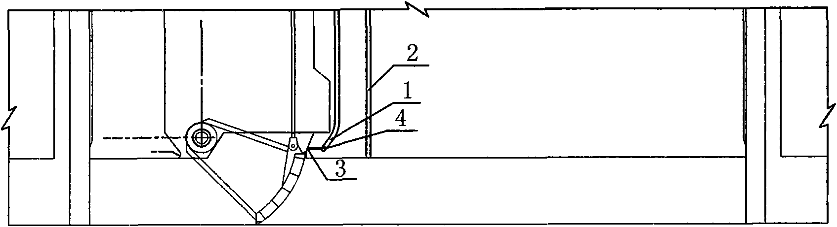 Combined ventilation method for relieving cavitation of large water-level amplitude high-lift ship lock valve