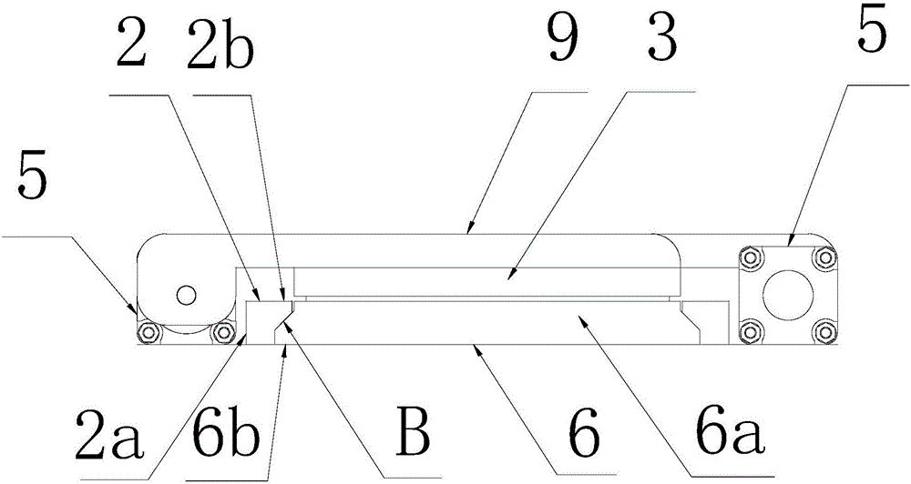 Double-station automatic feeding device for silicon steel sheet welding