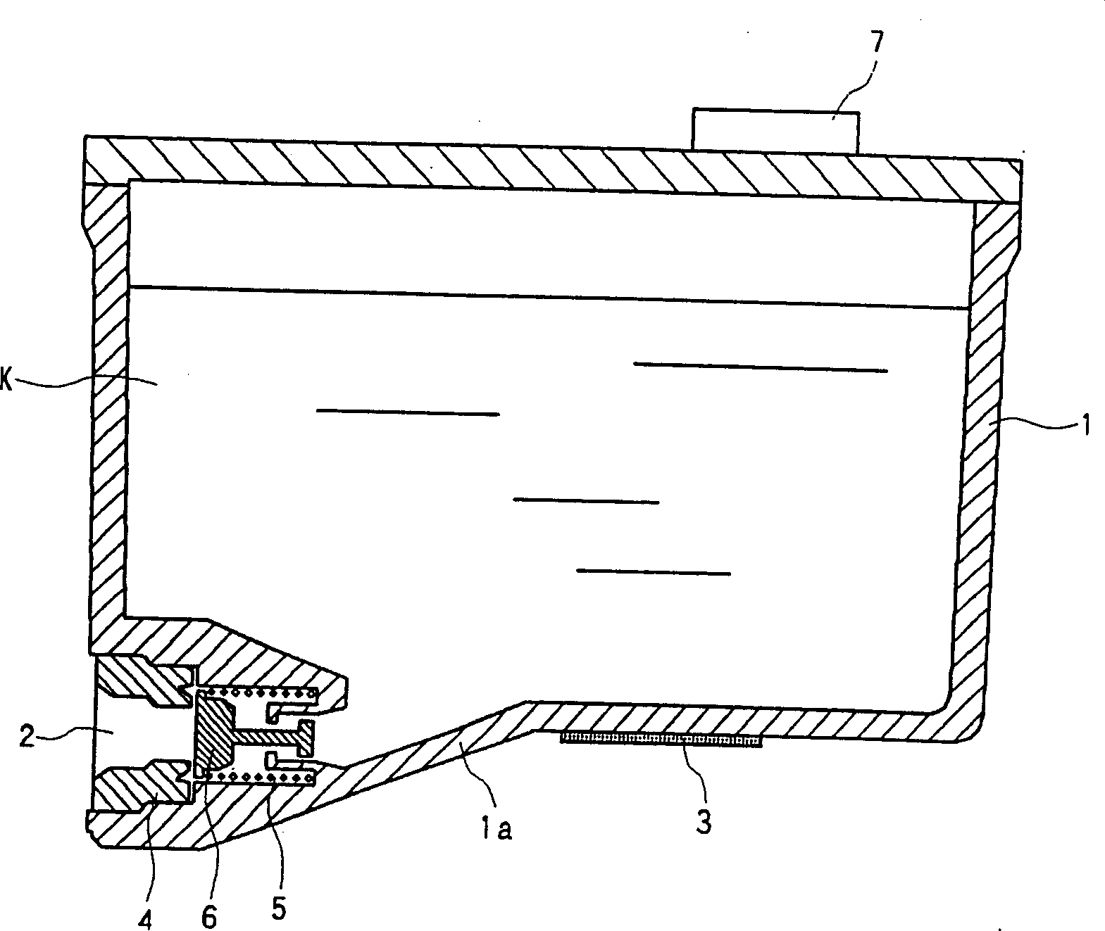 Liquid container having liquid consumption detecting device