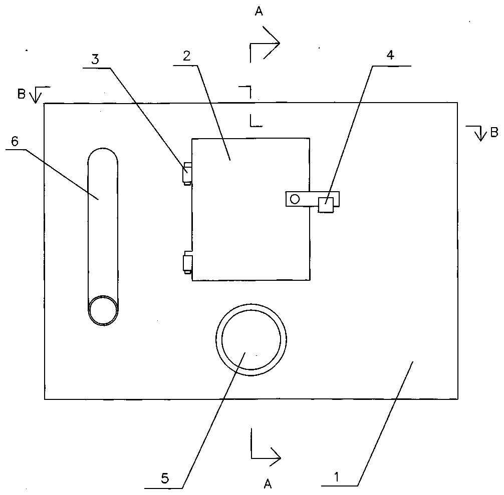 Pulverized material dust collection chamber