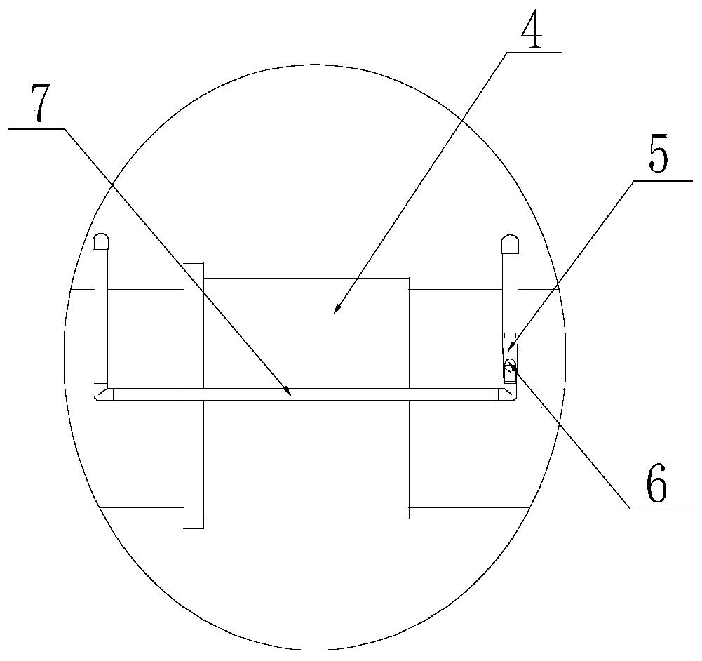 Centrifugal water diversion device and implementation method thereof