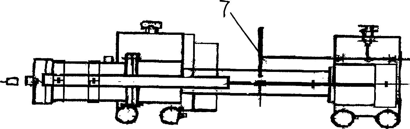 Control method of mobile steel rail pneumatic welding machine and its used equipment