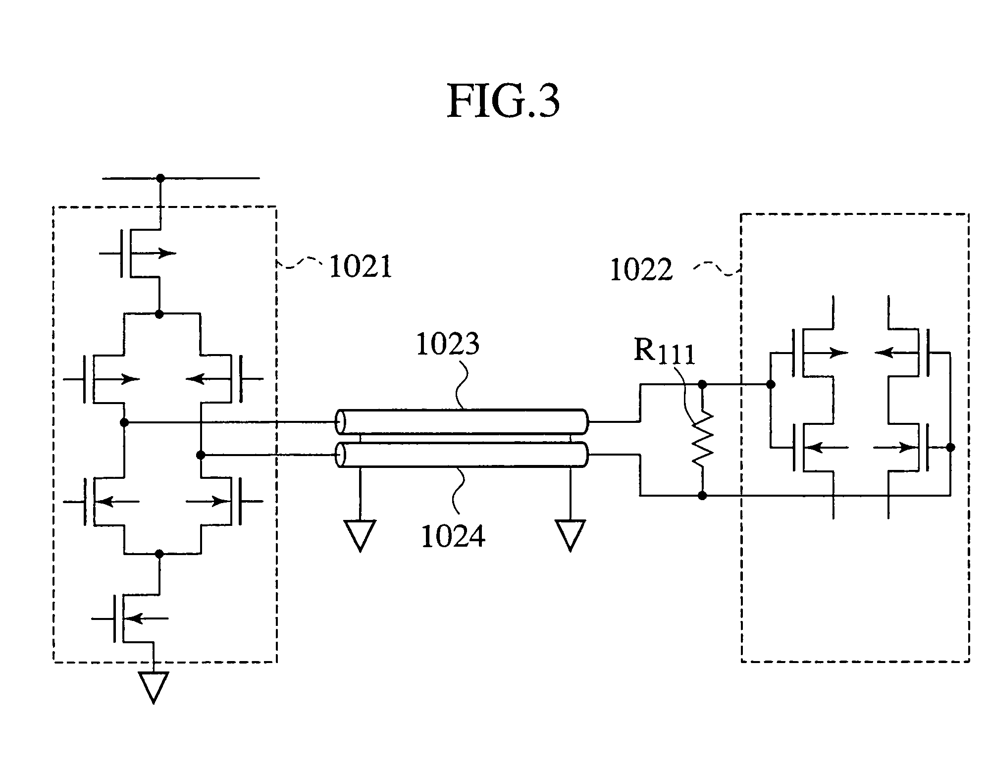 Transmission cable structure for GHz frequency band signals and connector used for transmission of GHz frequency band signals