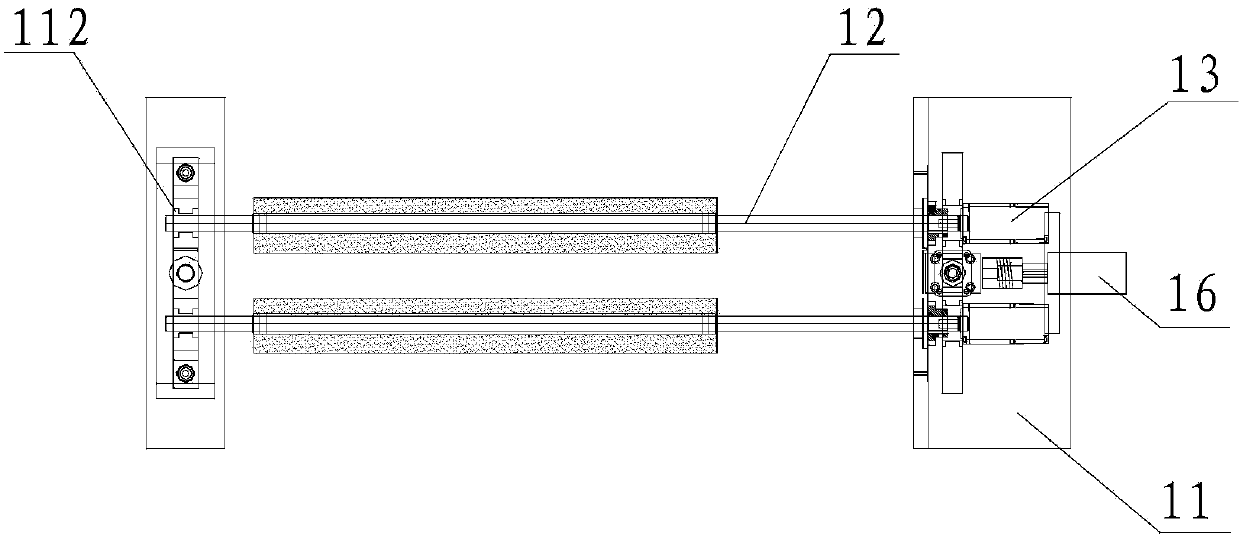 Quick disassembly type rolling brush mechanism on roll type thin film cleaning machine