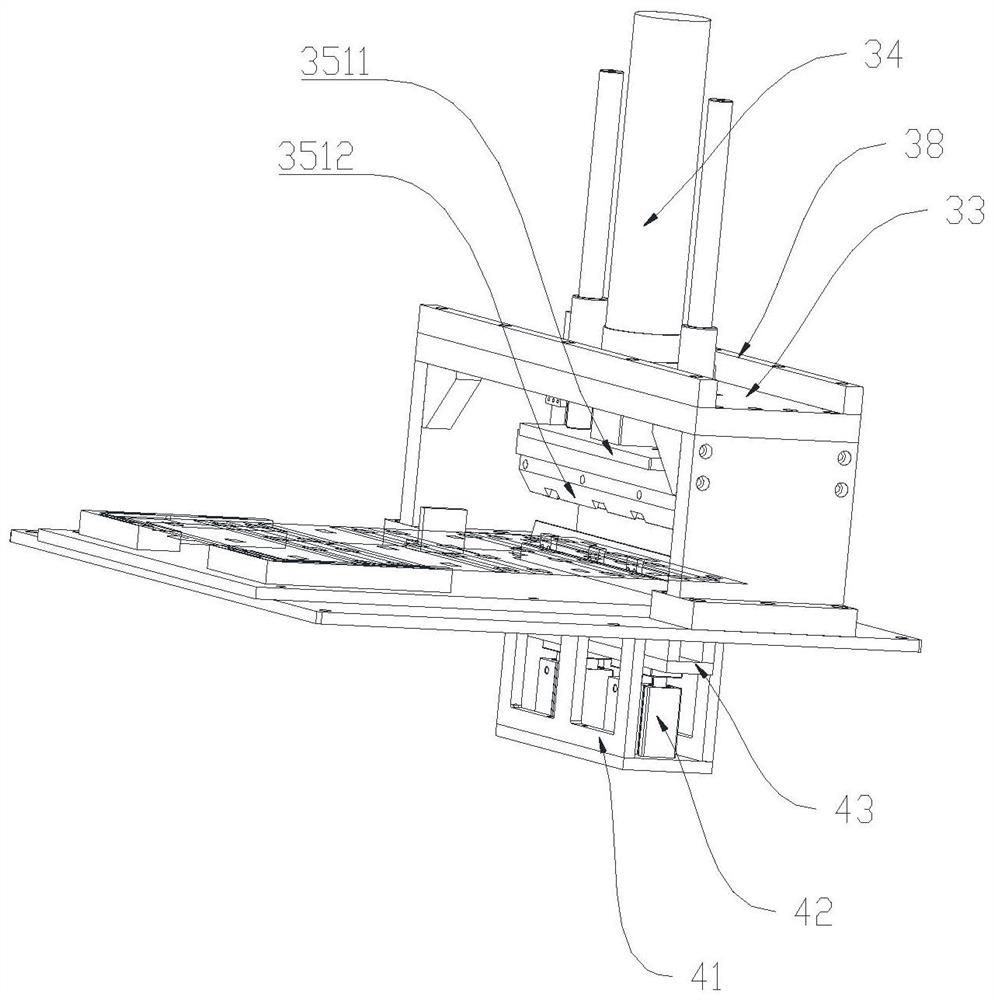 Paper spring pre-folding machine