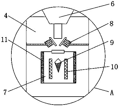 Ginseng extracting device capable of saving cost