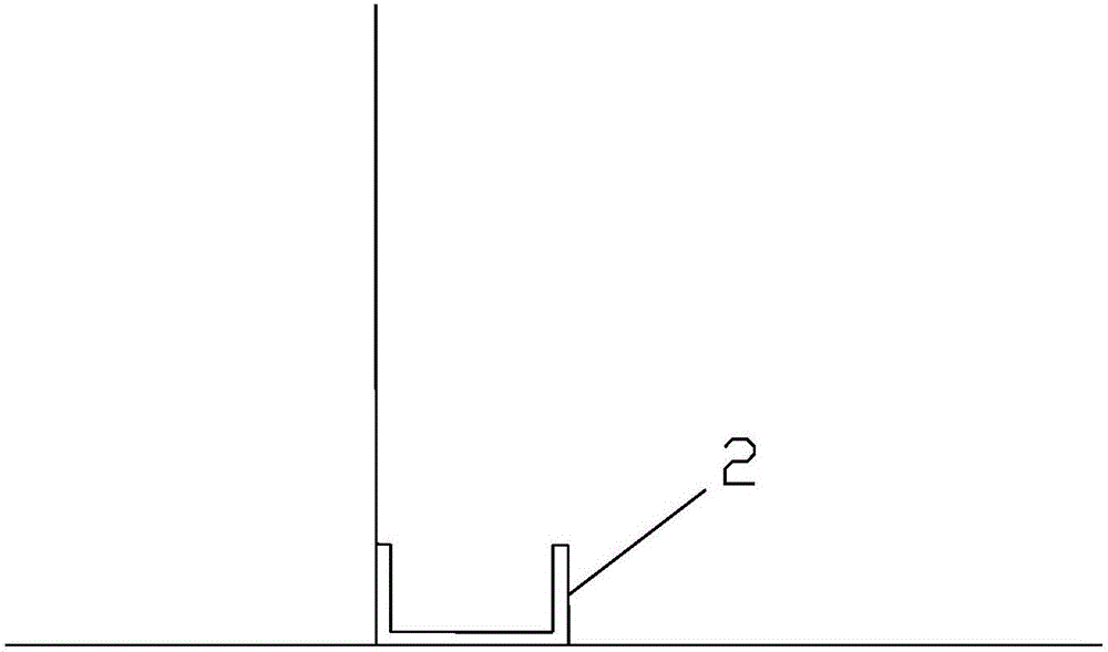 Automatic spraying maintenance system for concrete vertical member employing circulating water supply