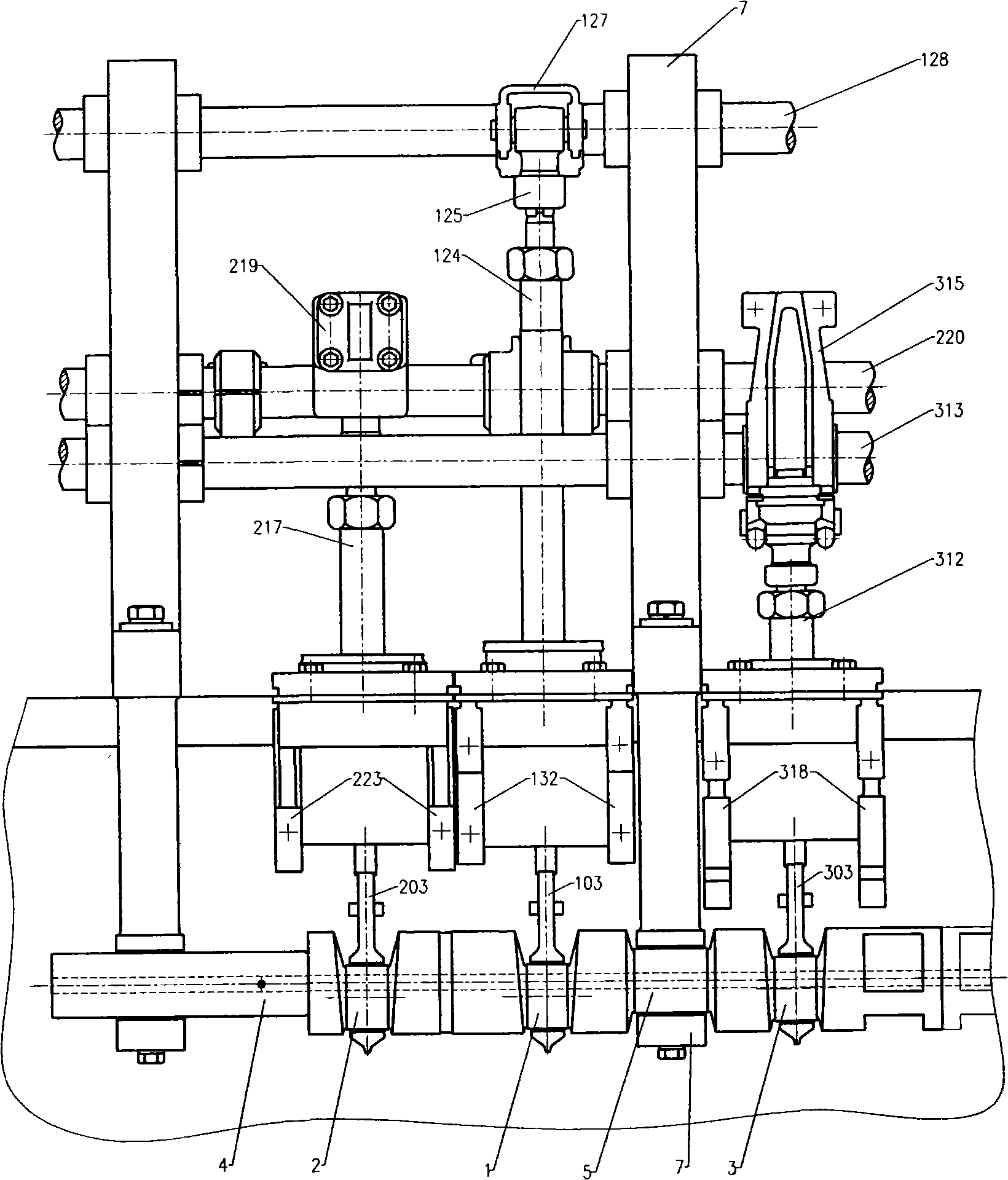 Short tranverse crankshaft connecting rod device of warp knitting machine