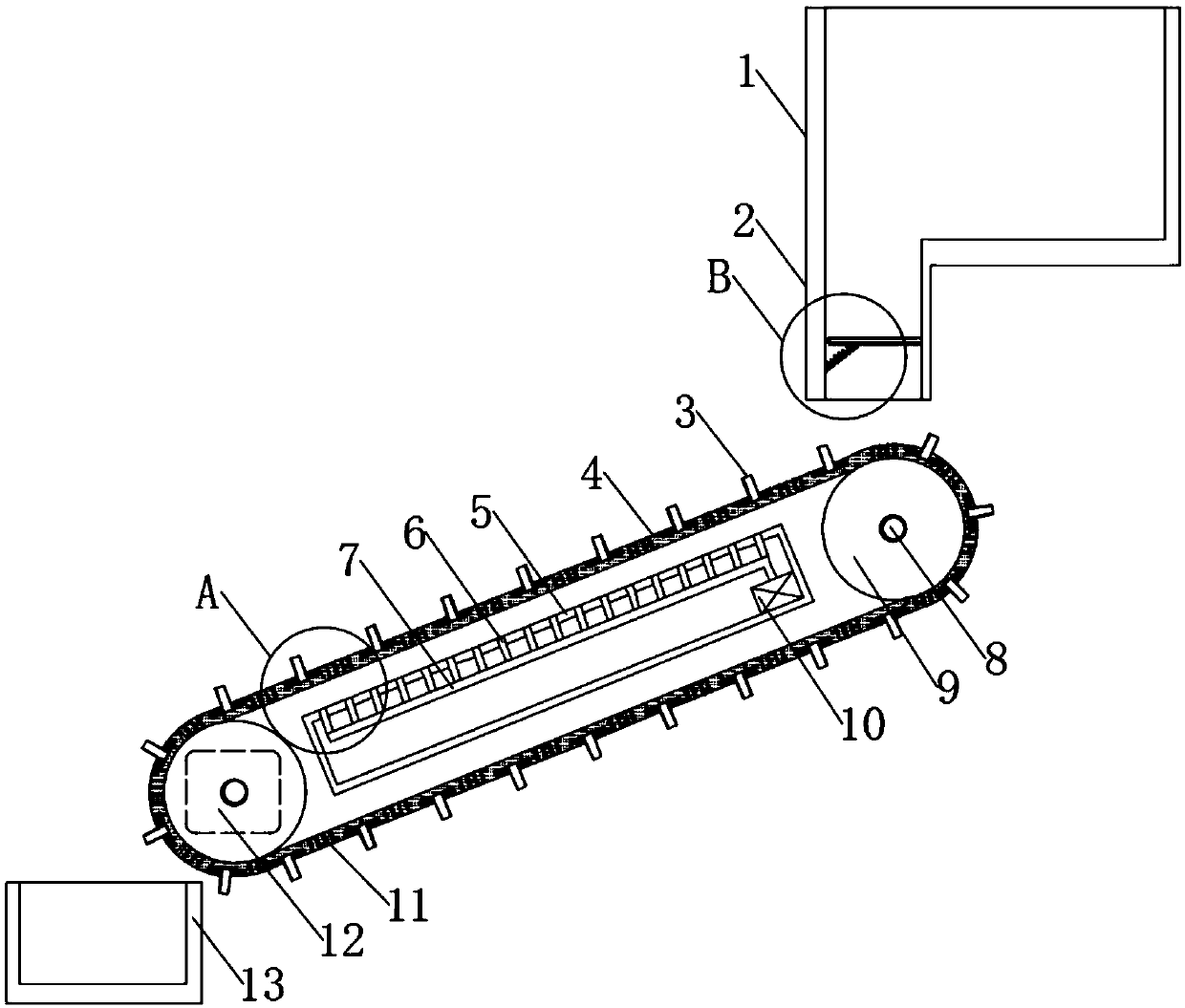 Discharging device for preventing clamping and for fastening buckles