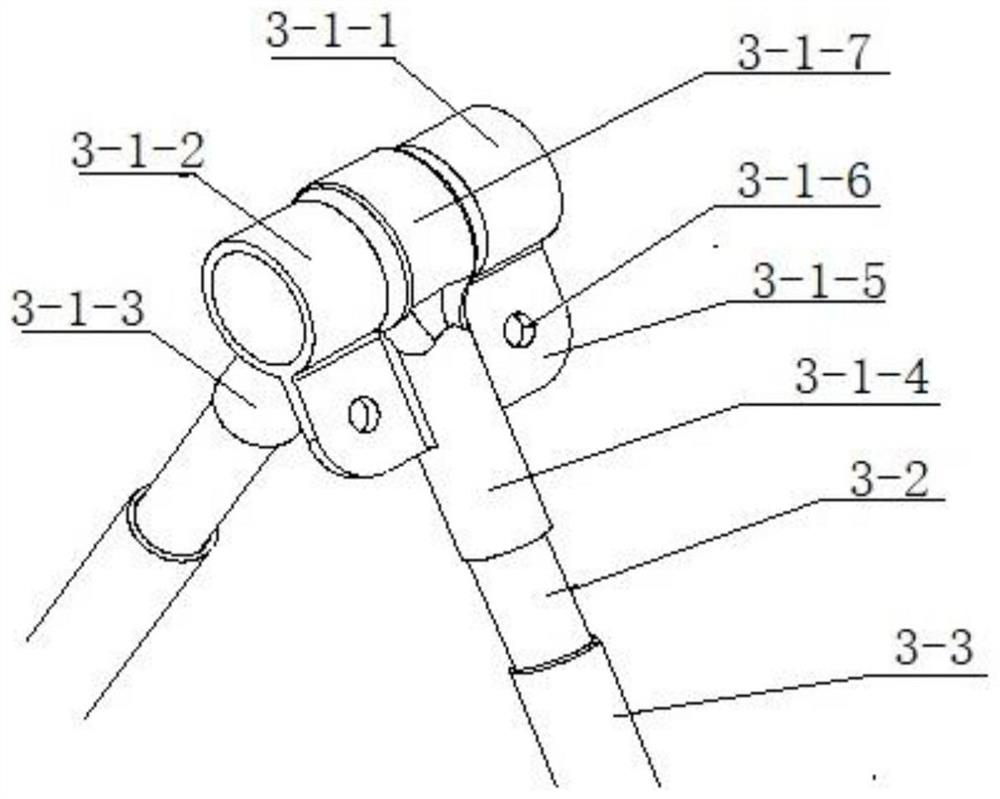 Triangular-section arc-shaped composite truss and preparation method thereof