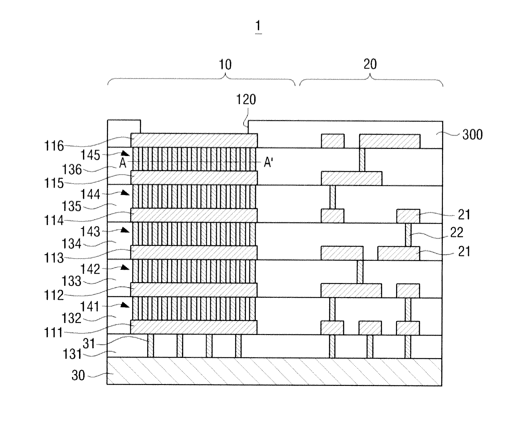 Semiconductor device for preventing crack in pad region and fabricating method thereof