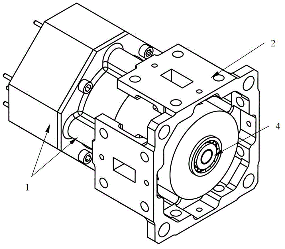 Waveguide switch with heat dissipating device