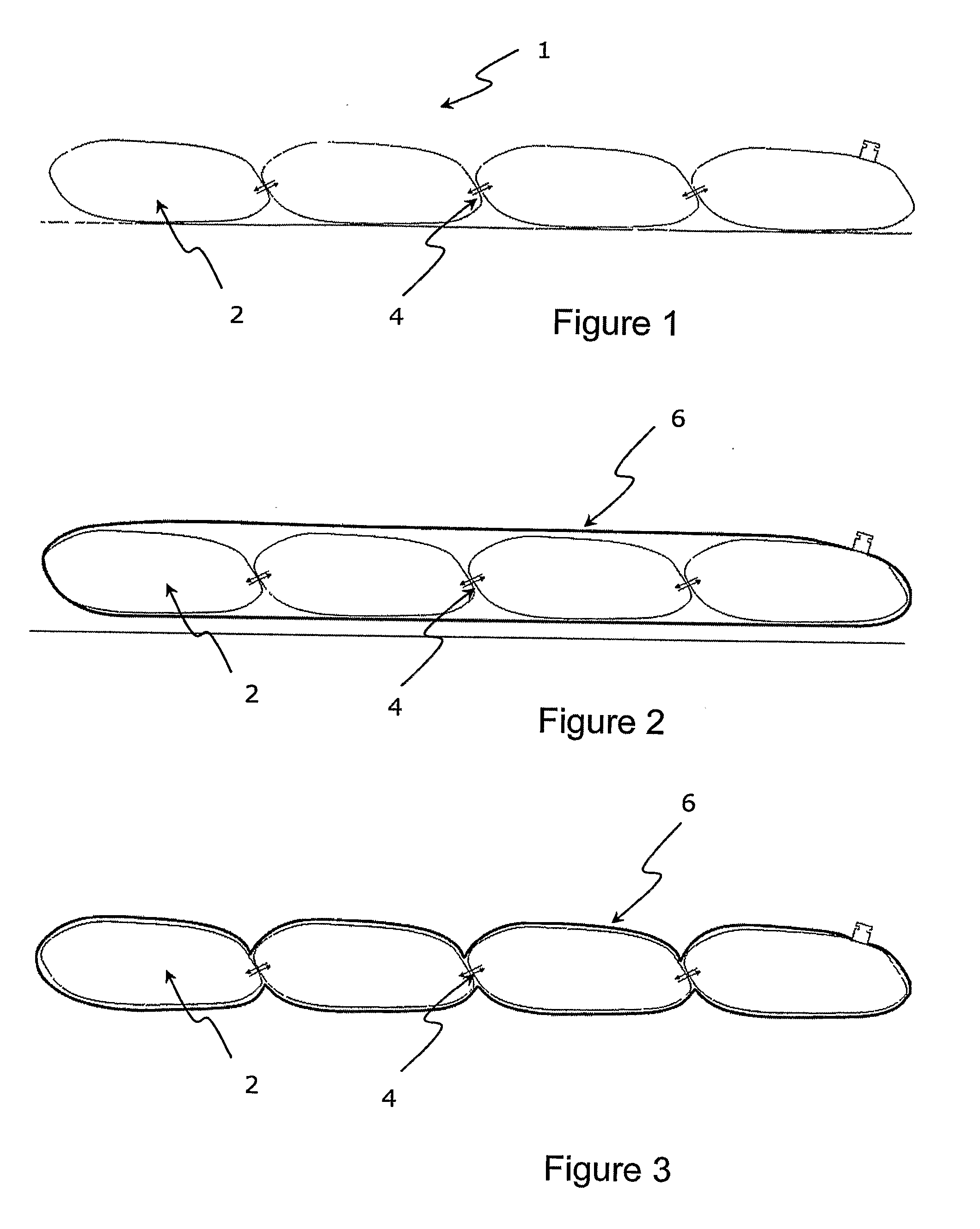 Wave preventing flexible tank for liquids