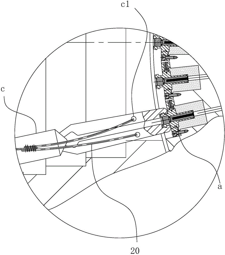 Auxiliary source disassembly device for medical radiation source