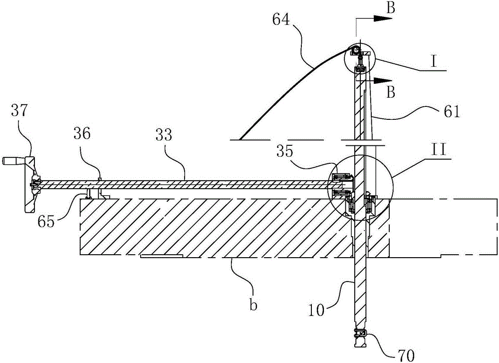 Auxiliary source disassembly device for medical radiation source