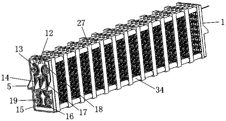 A battery heating device with thermal management