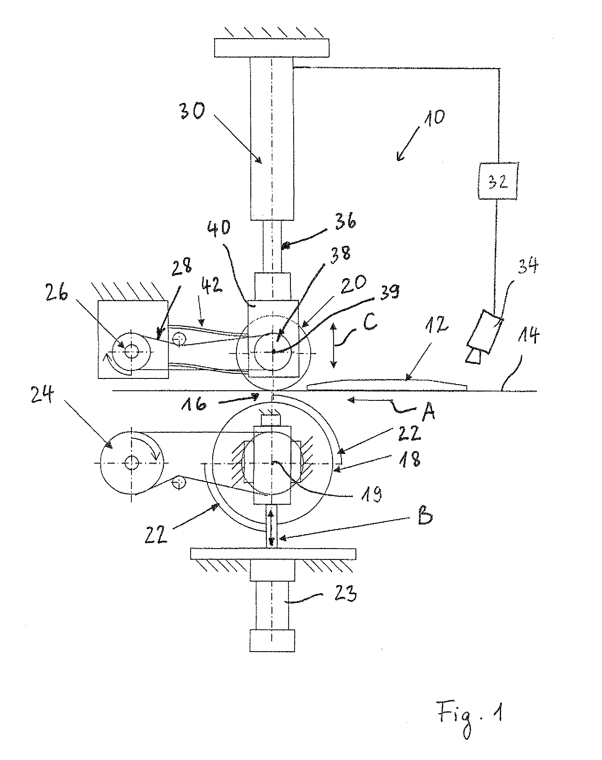 Apparatus and method for treating products