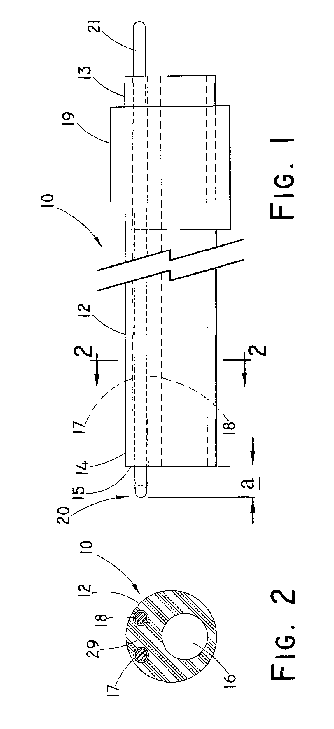 Device for extracting an elongated structure implanted in biological tissue