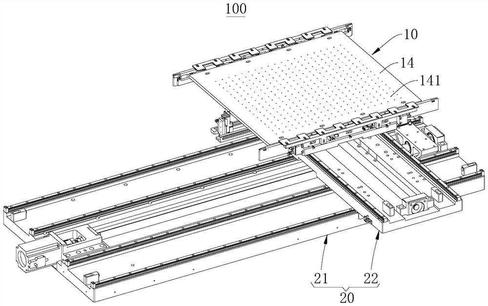 Substrate conveying device