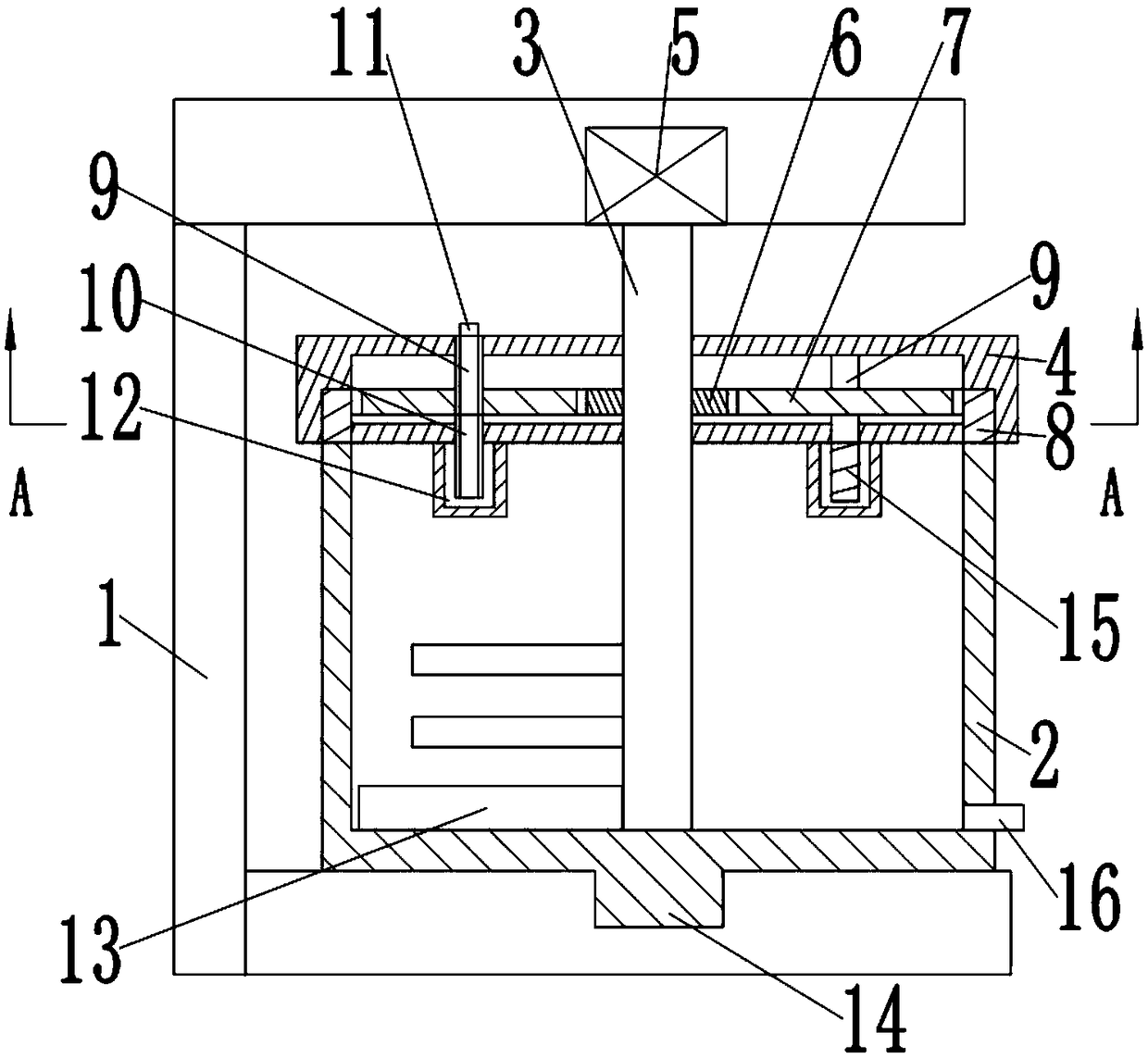 Pungent and spicy beef jerky and production method thereof