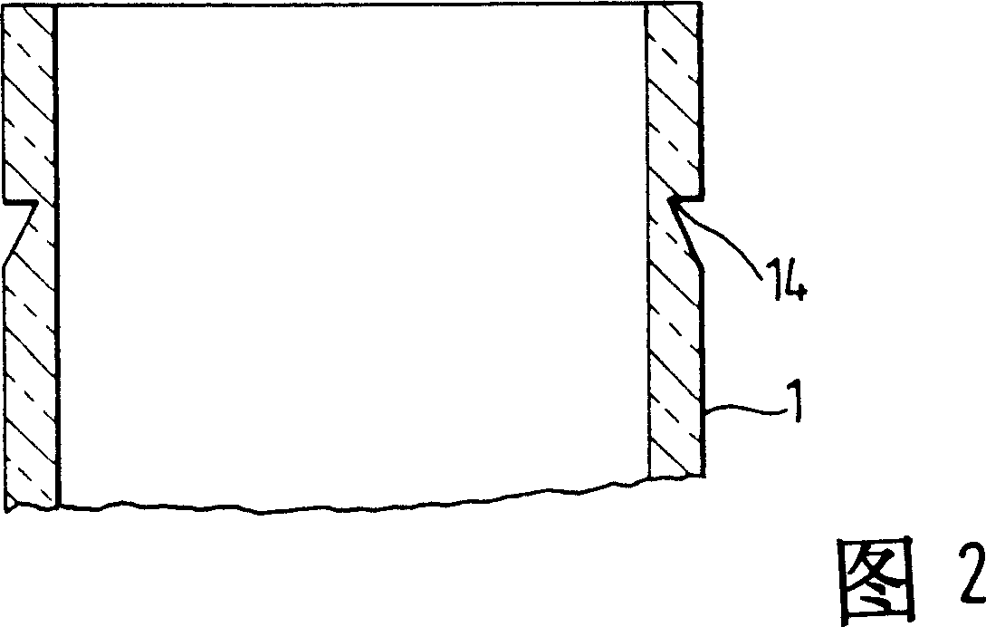 Syringe comprising cylinder receiving liquid medium and having closing cap