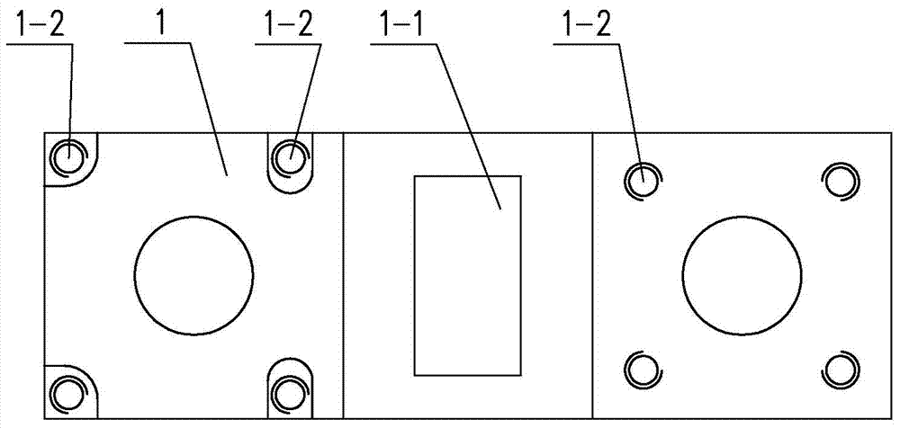 A kind of dry ice particle processor and the processing method of dry ice particle