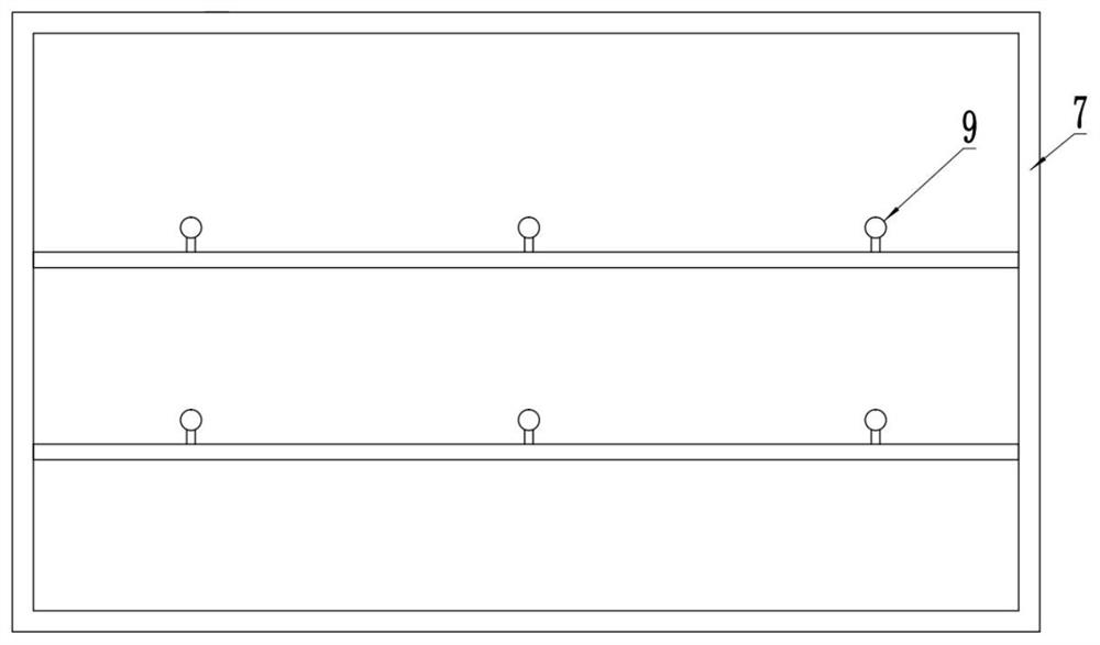 An auxiliary stitch removal device and stitch removal method for knitted sheets