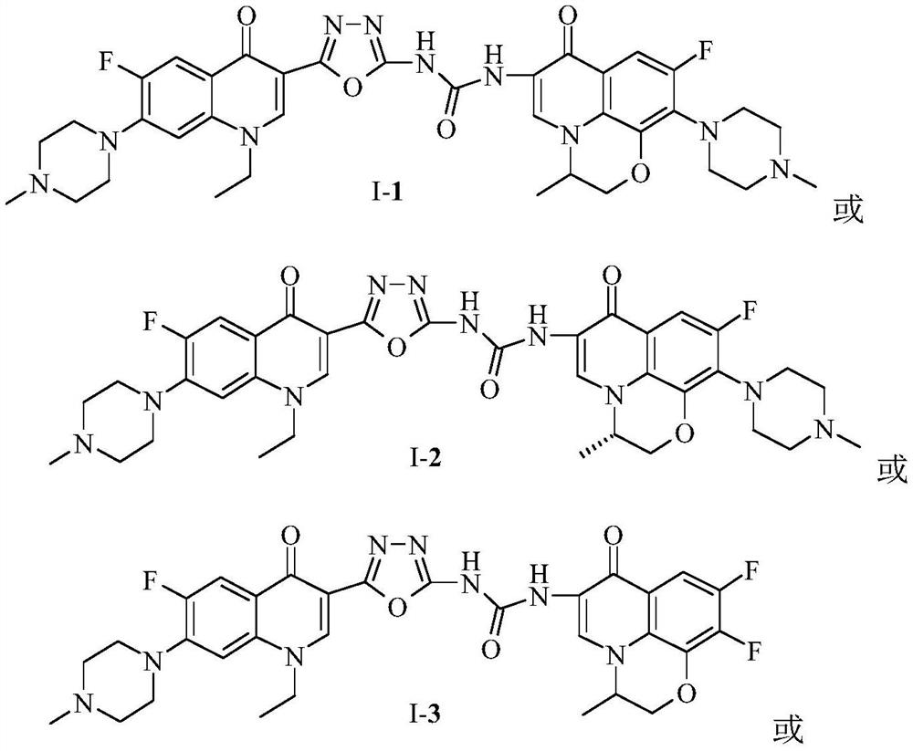 A bis-fluoroquinolone oxadiazuron pefloxacin derivative and its preparation method and application