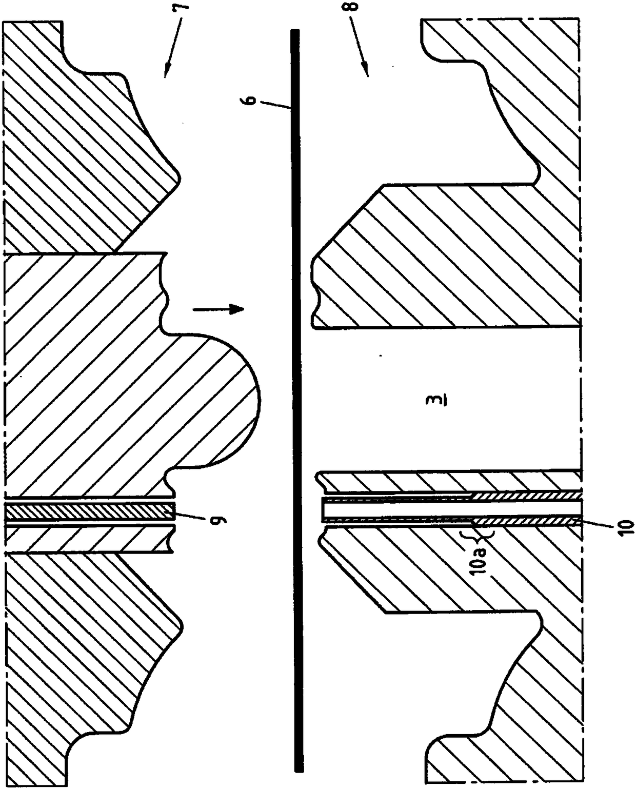 Method and apparatus for manufacturing thermoformed wheel spokes