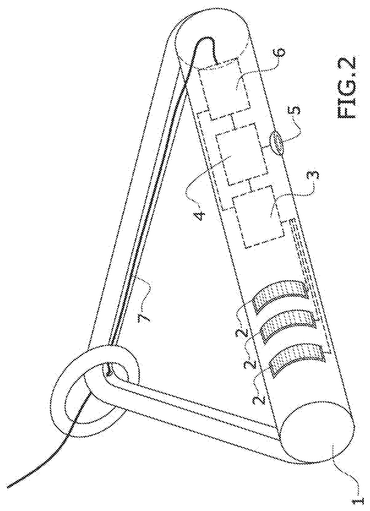 Control bar for controlling a traction unit