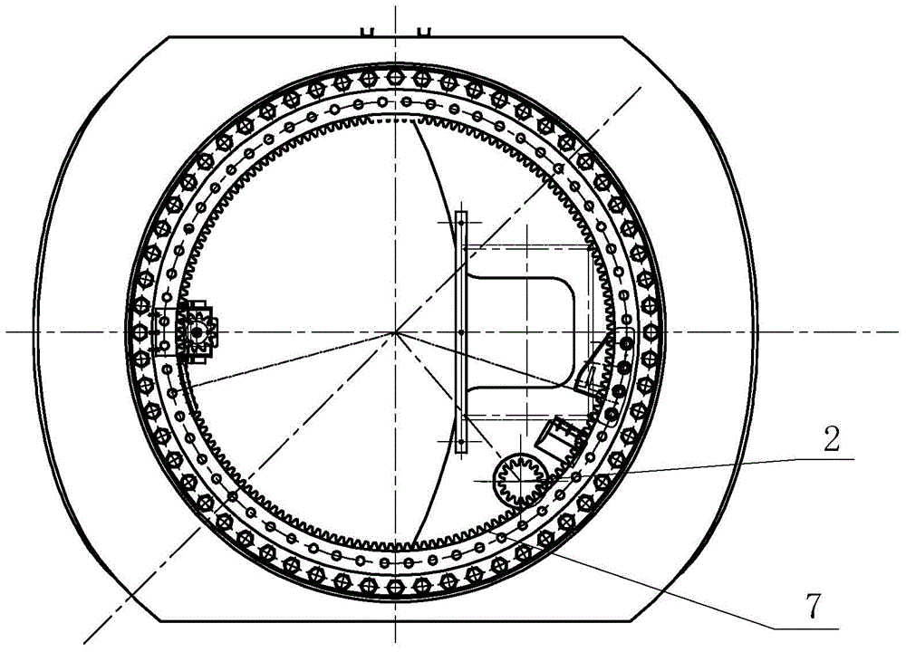 Independent pitch system and pitch method based on effective hydraulic damping