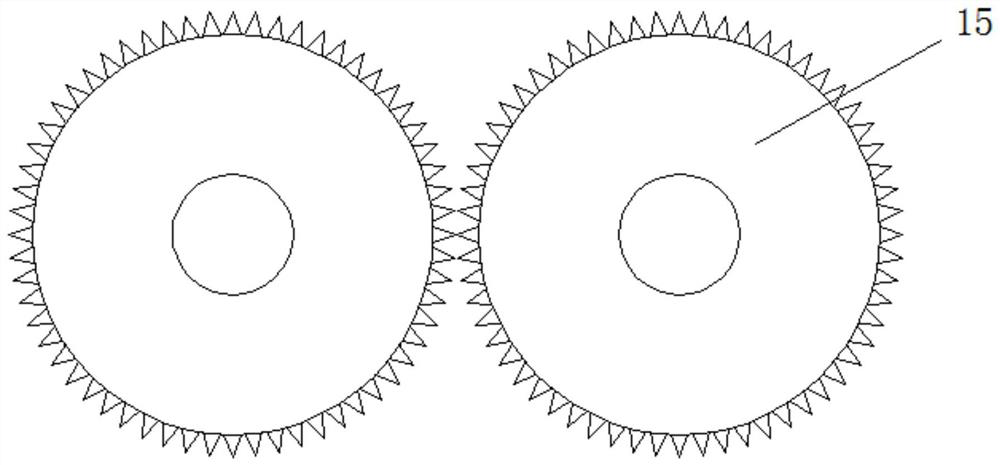 A construction waste crushing device based on the principle of crank rocker