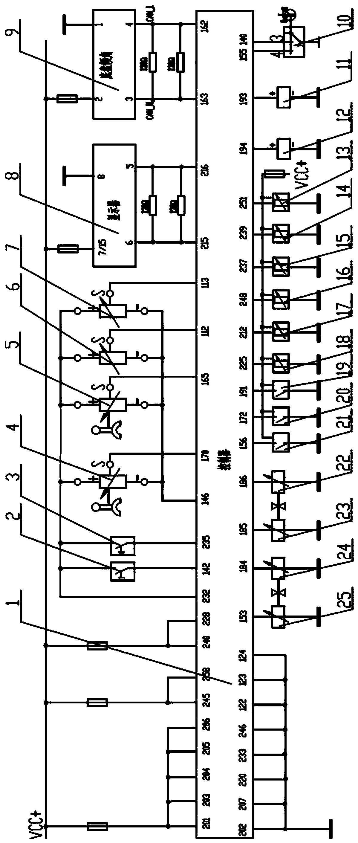 High-precision linear walking deviation correction system based on double-sided distance detection and engineering vehicle