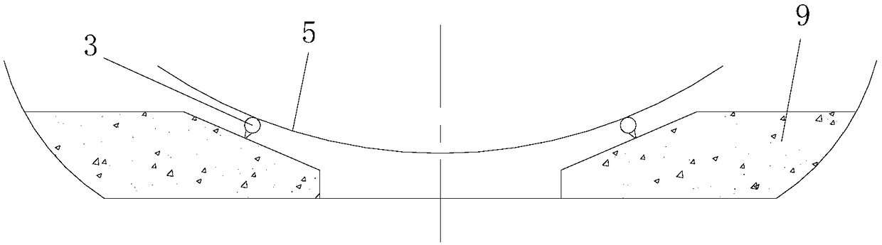 Construction method of shield excavation-type air-pushed tunnel through ground fissures