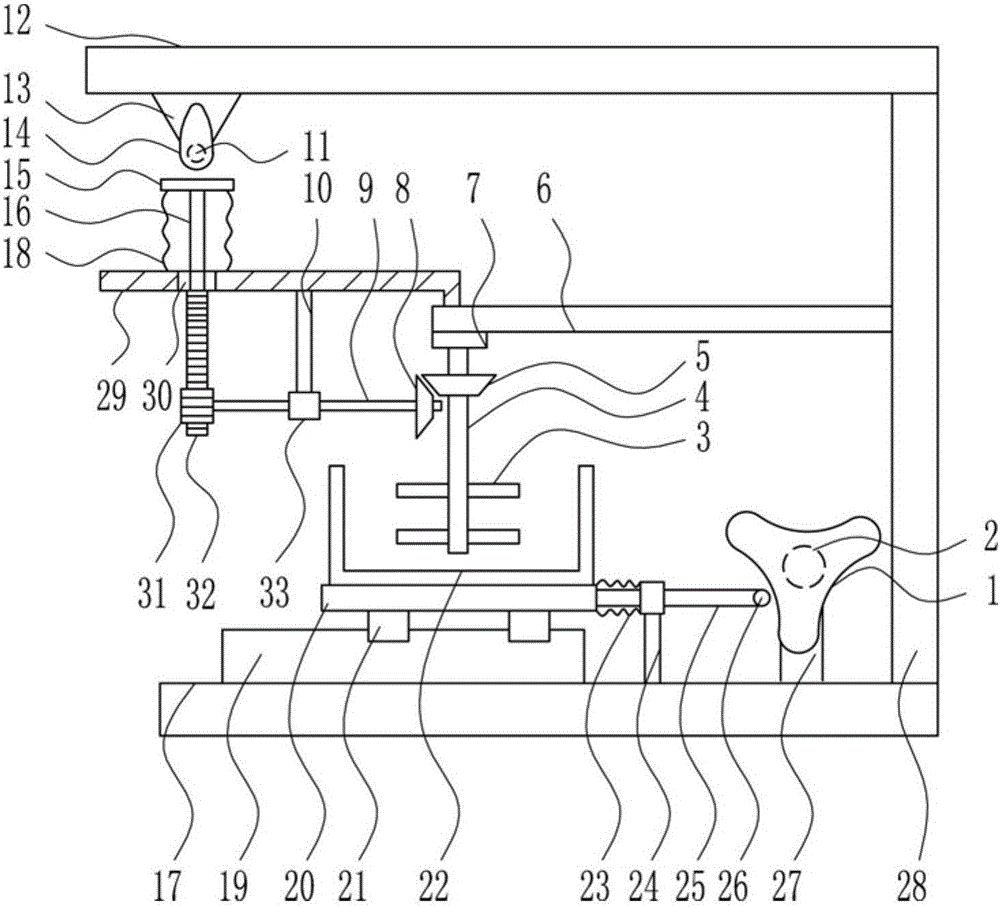 Gear-type universal cleaning liquid high-efficiency preparation device