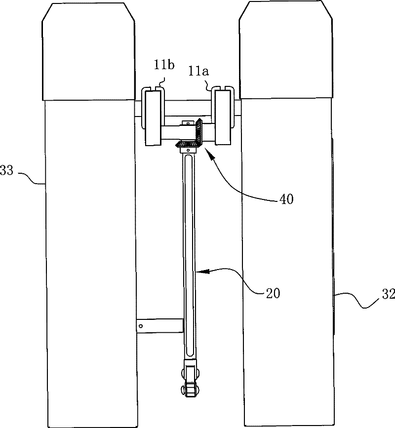 Three-dimensional rotatable electric fence gate