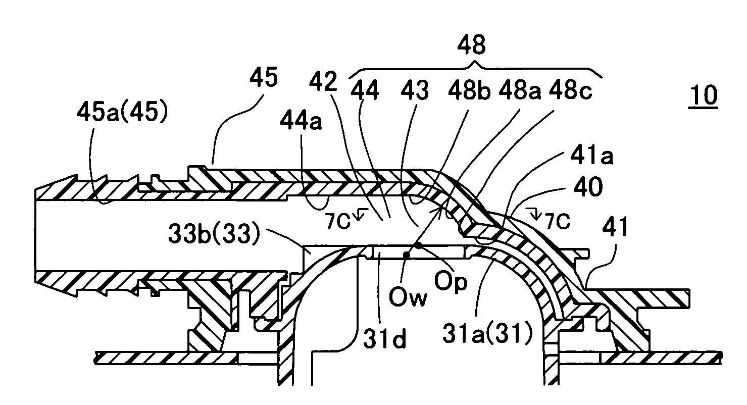 Tank flow path structure