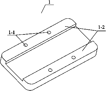 Bipedal clamping type high bearing precise piezoelectric linear driver